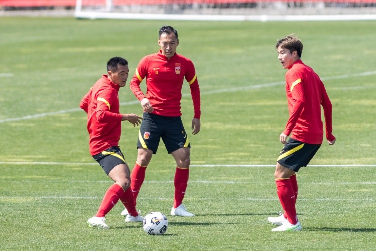  哈兰德连续五轮破门势不可挡  