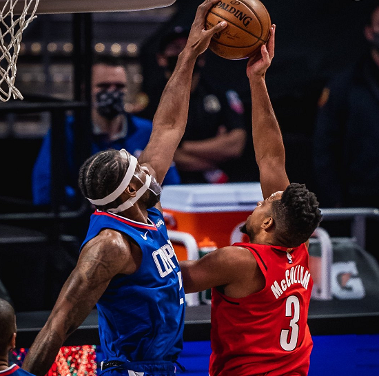  布里奇斯爆发太阳轻取开拓者稳居西部第四位置